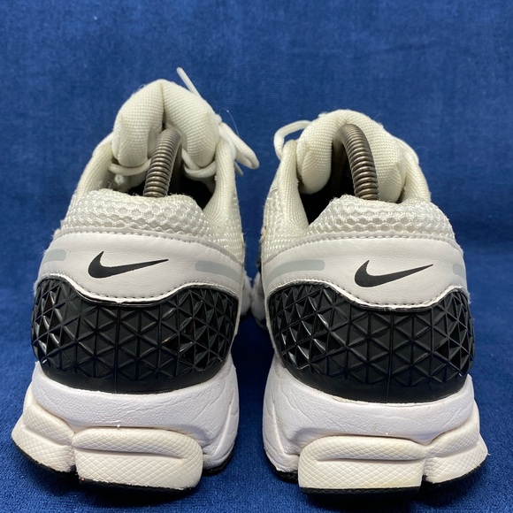 Nike Air Zoom Vomero 5 White Black - MENS SIZE 9.5 - FB149 101 athletic sneakers main image 4